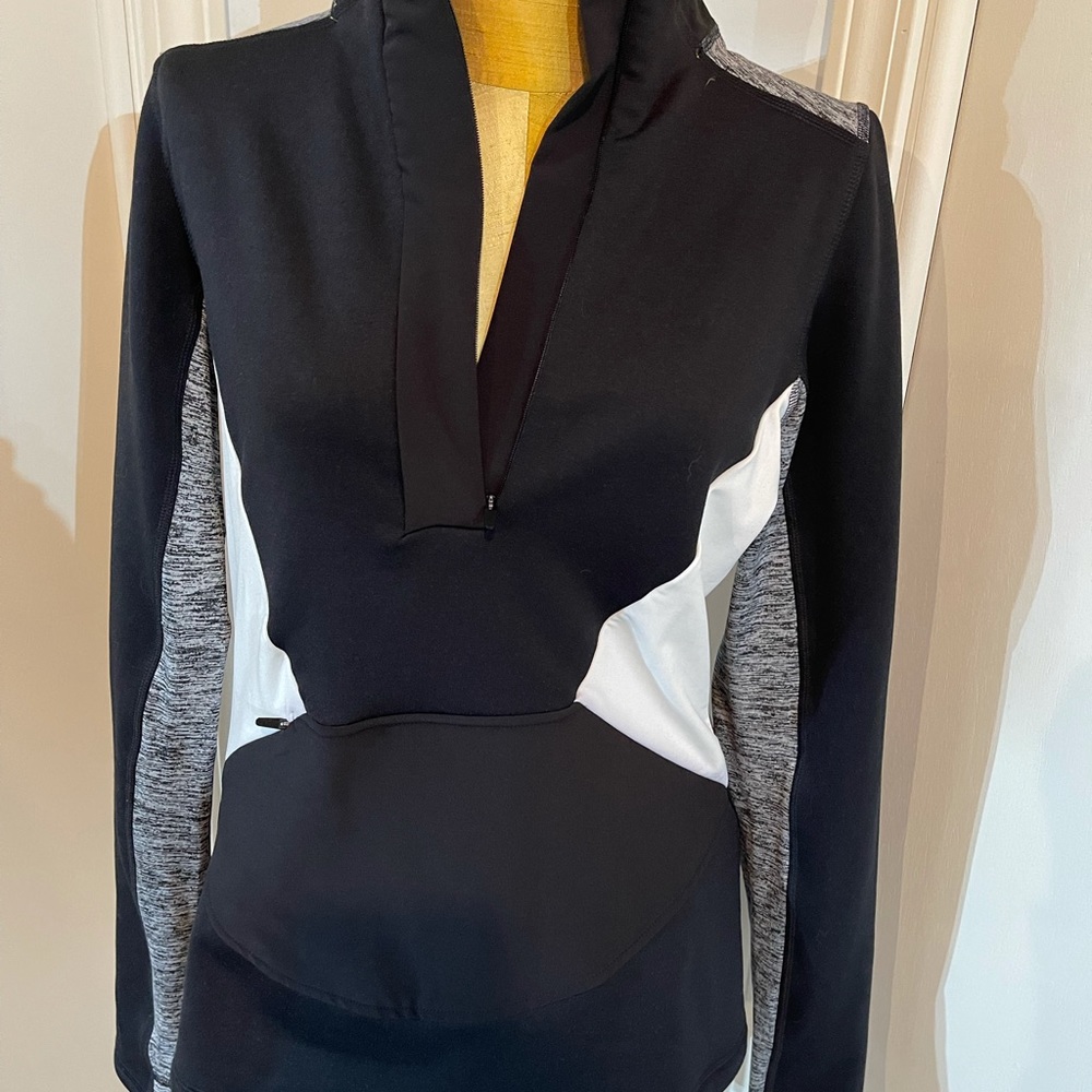 ❤️SOLD❤️NWOT Champion thick running jacket